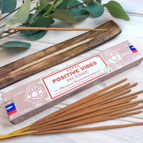   Satya Pozitív Rezgések (Positive Vibes) Indiai Füstölő (15gr)